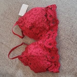 Lace nursing bra